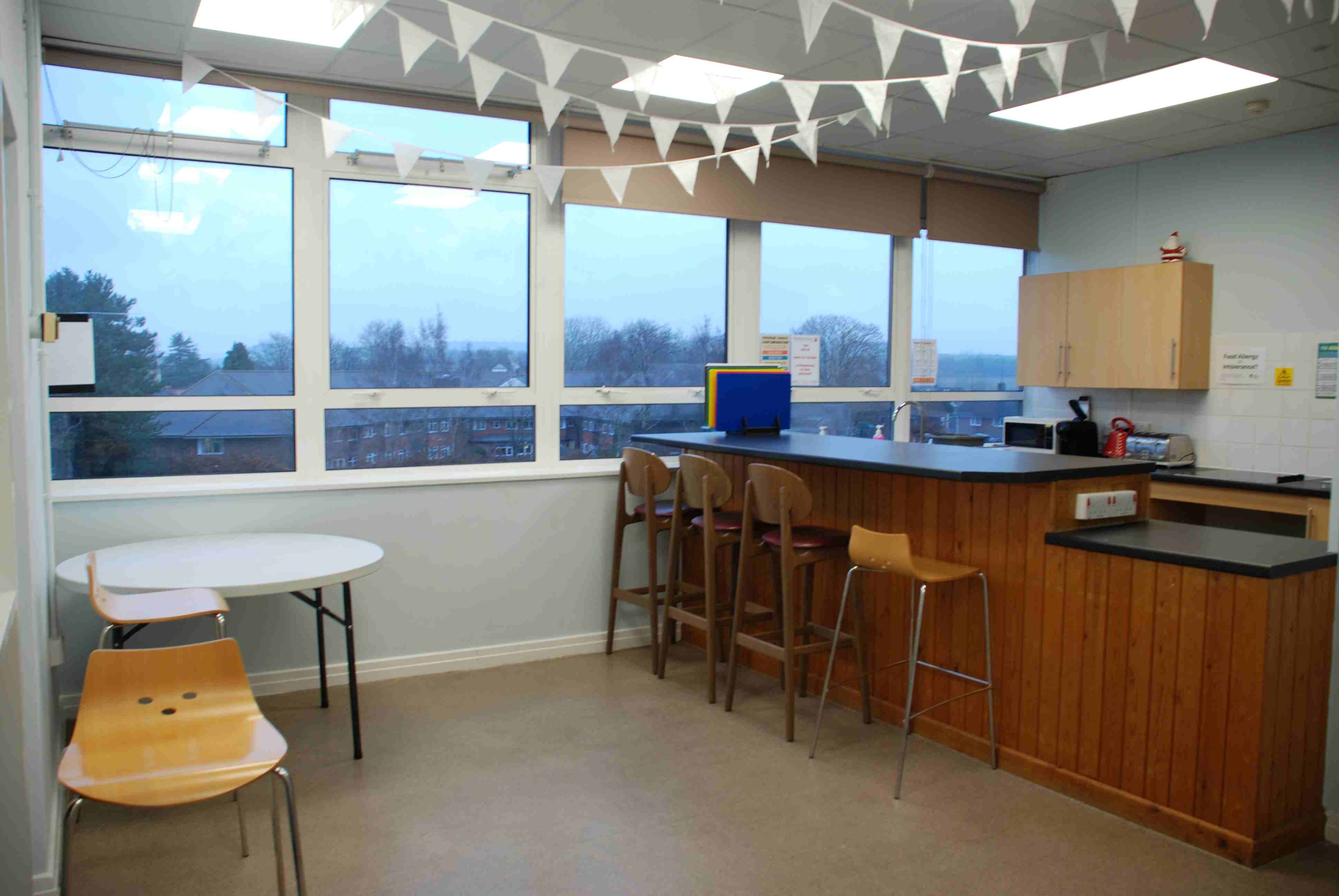 cafe and kitchen